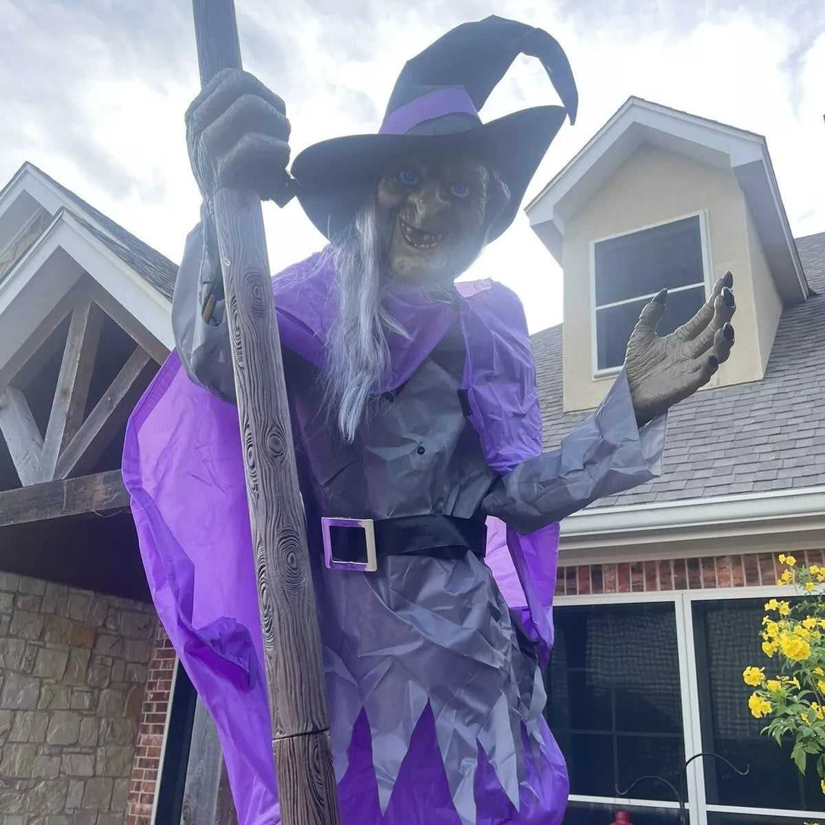 🧙‍♀️Halloween Props Garden Flying Witch