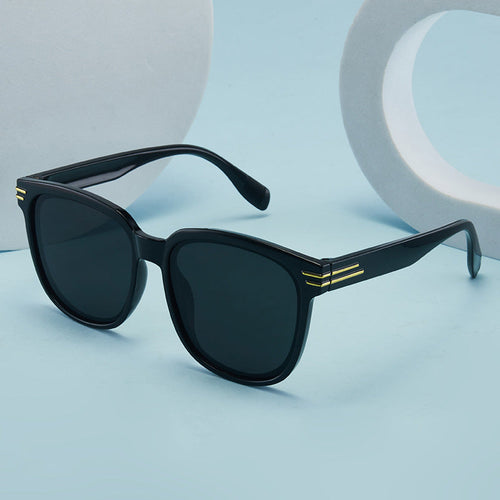 BLACK SUNGLASS