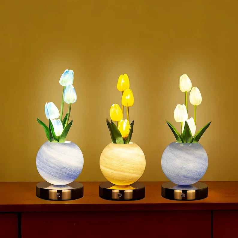 Three-Color Tulip Planet Night Light